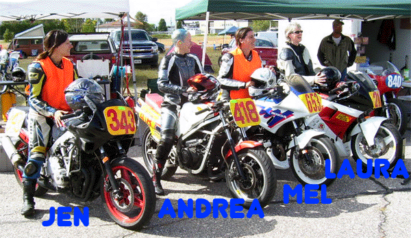 4 Hondas with 4 women racers - North Bay Runway Romp, VRRA, 2009