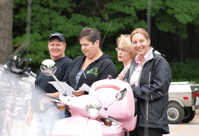 WROAR Ride 2010 pink scooter