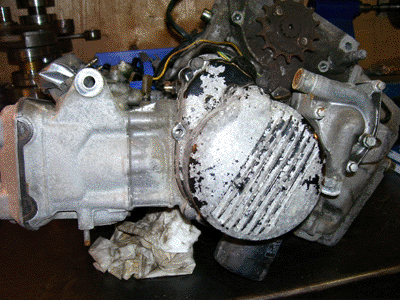 ZXR-250 Kawasaki engine on the bench