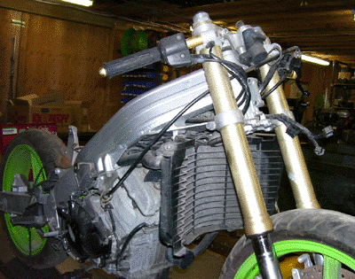 ZXR 250 front end view with lights and guages off